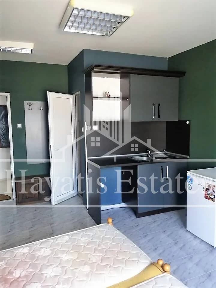 Студио под наем