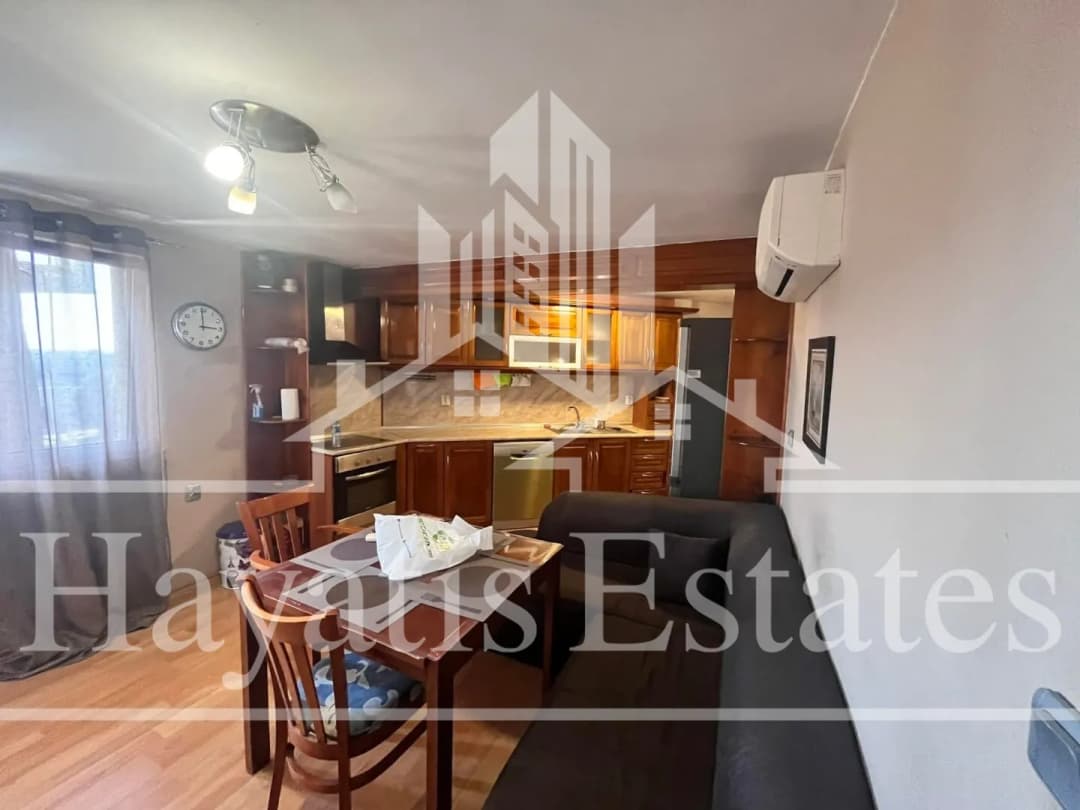 Четиристаен апартамент под наем